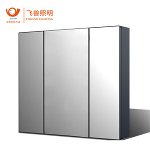 Mueble de baño con espejo totalmente de aluminio personalizable Fiesono, puertas de vidrio y luz LED: opciones de puerta simple, doble o triple